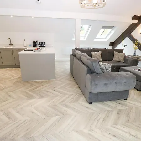 The Penthouse * York